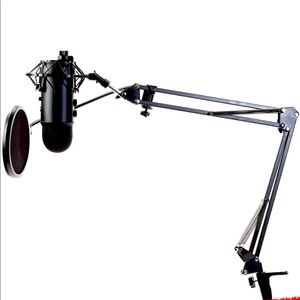 Blue yeti microphone NWT never used!